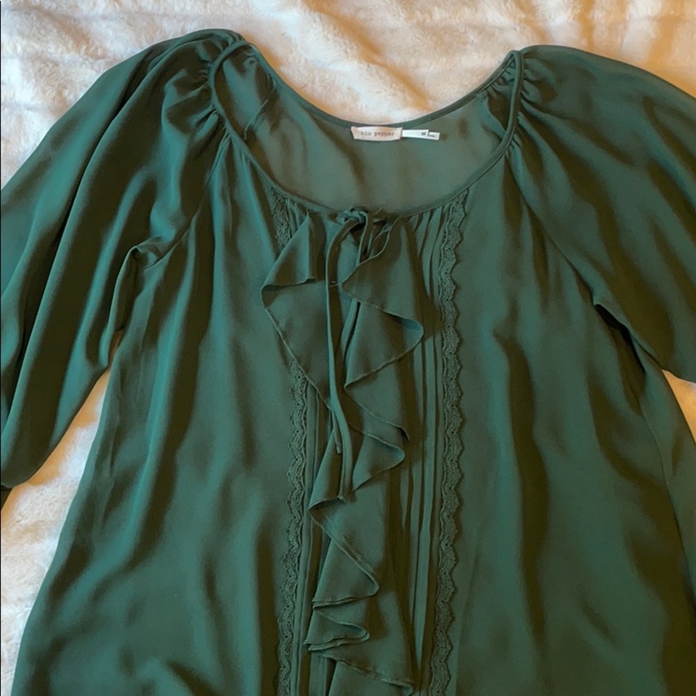 Women’s medium top